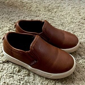 Toddler size 9M slip on dress shoes brown with white trim. Carters (Brand)